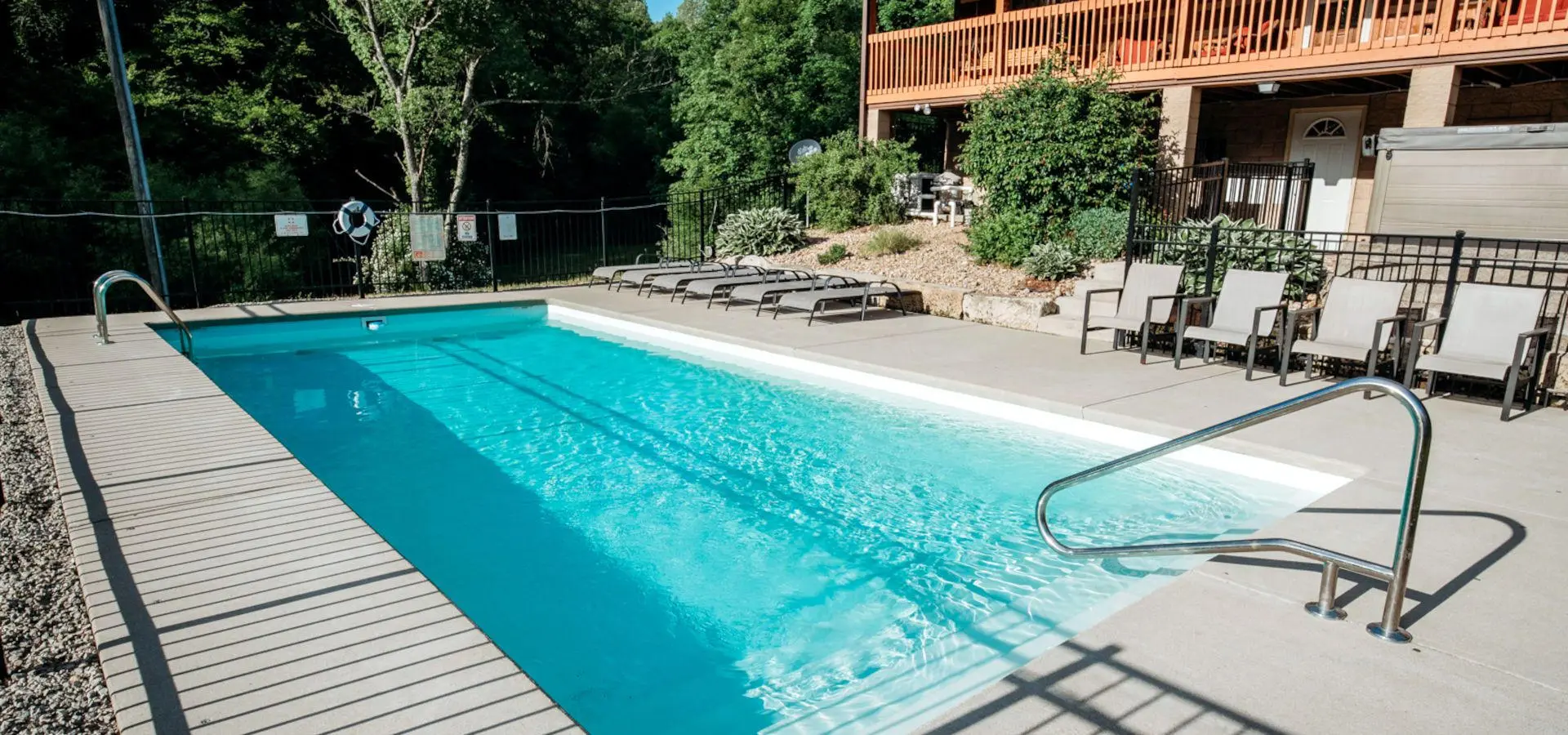 Lonesome Holler Lodge 